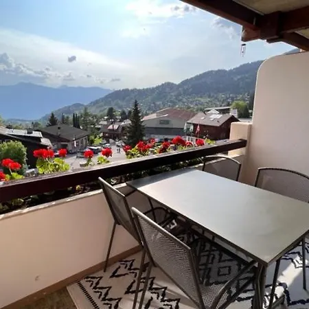 Magnifique Au Centre De *